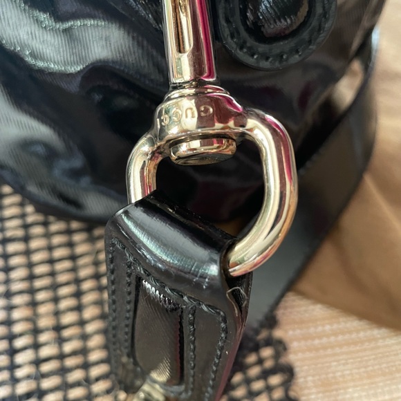 Brand New (Authentic) Gucci Med/Large - Picture 3 of 16